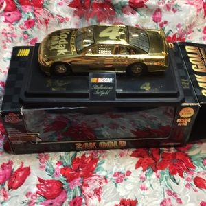 NASCAR 24K gold 1:24 scale Bobby Hamilton NASCAR